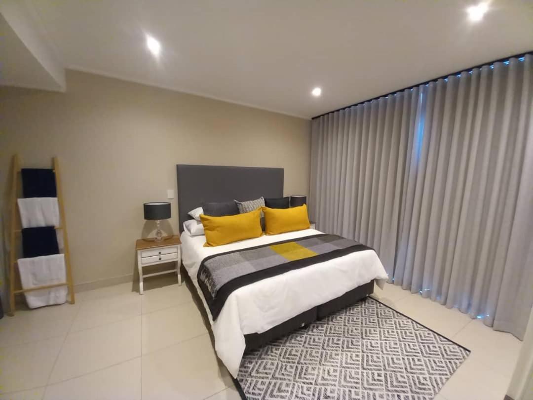 The Pier No. 7 Apartment Swakopmund Luaran gambar