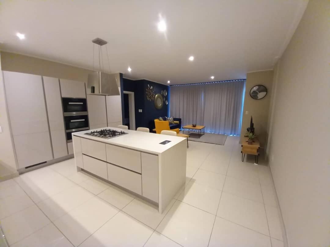 The Pier No. 7 Apartment Swakopmund Luaran gambar