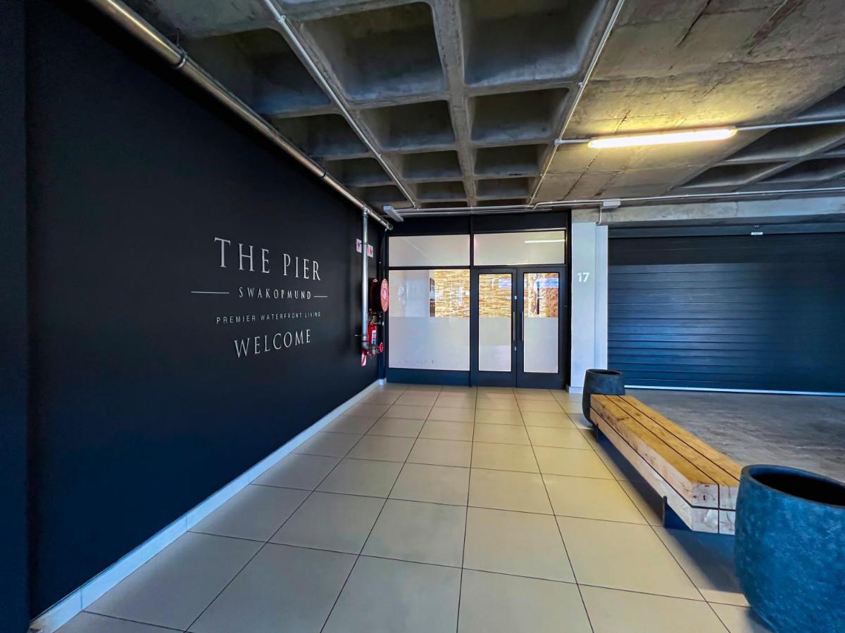 The Pier No. 7 Apartment Swakopmund Luaran gambar