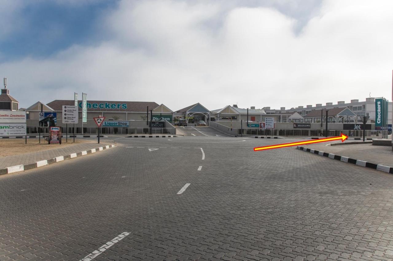 The Pier No. 7 Apartment Swakopmund Luaran gambar